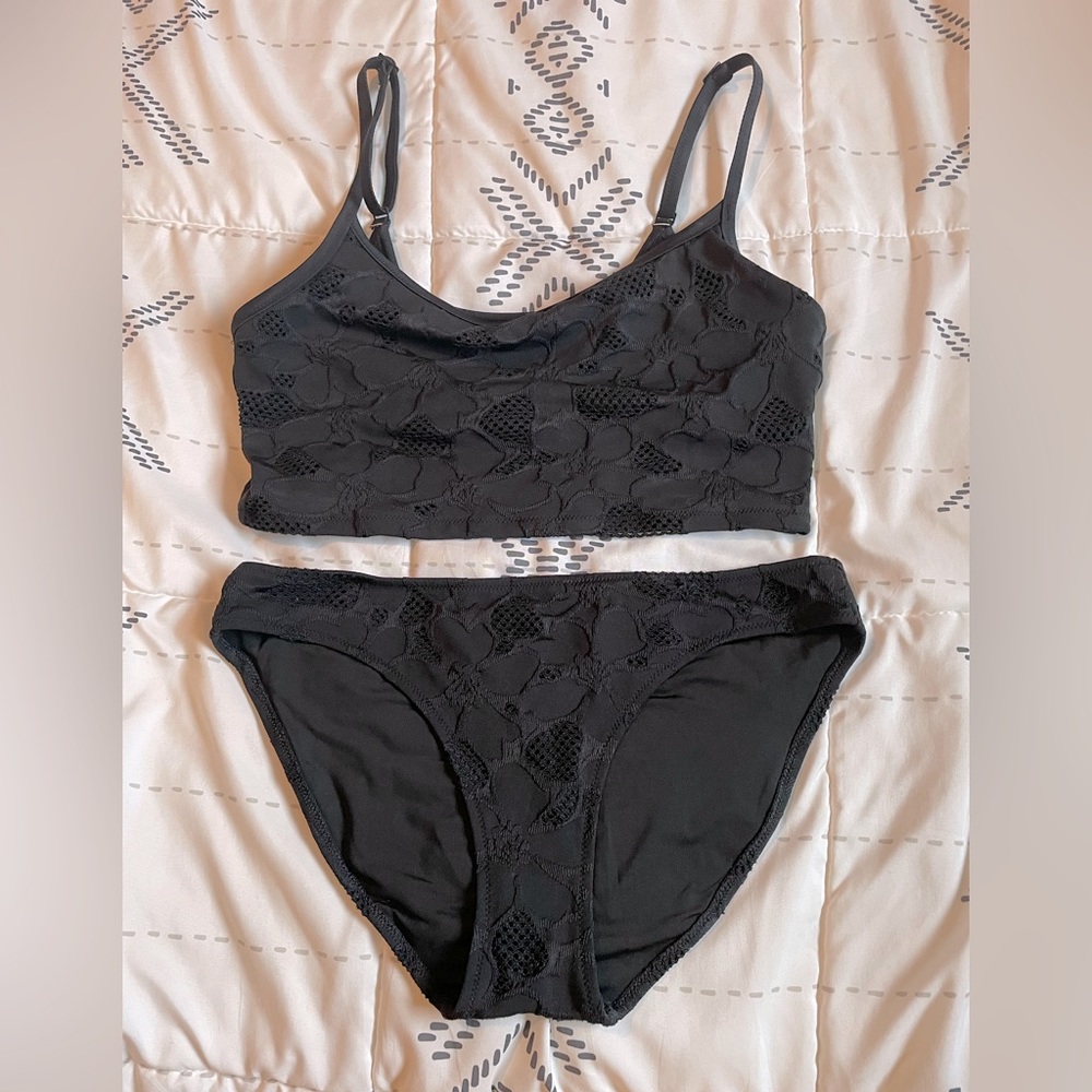 Aerie Jacquard Black Bikini Set, Size L Top, Size M Bottom